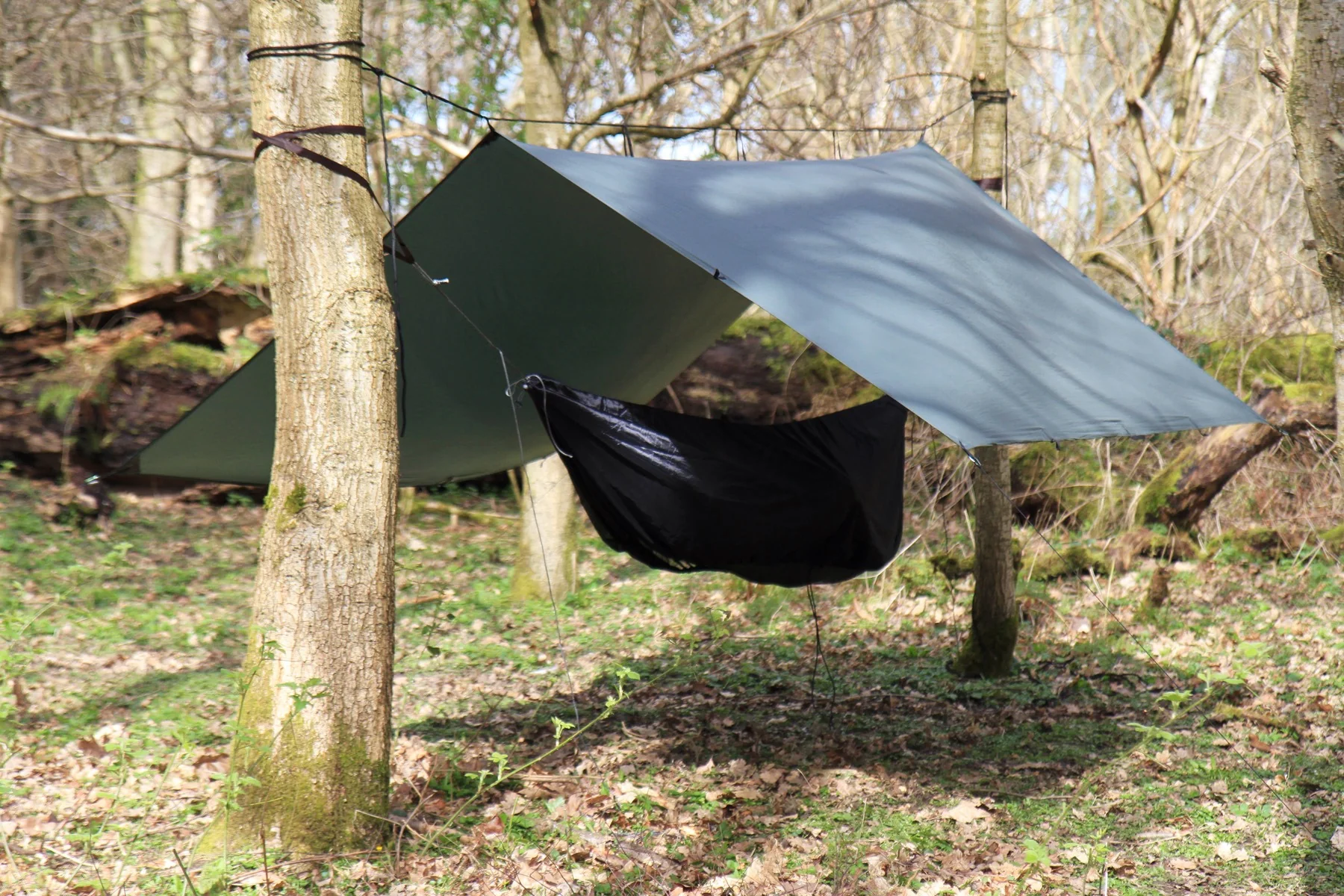 DD-Hammocks-SuperLight-Tarp-tarppi
